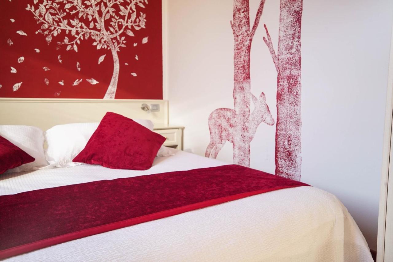 Hotel Il Crinale Grizzana Bagian luar foto